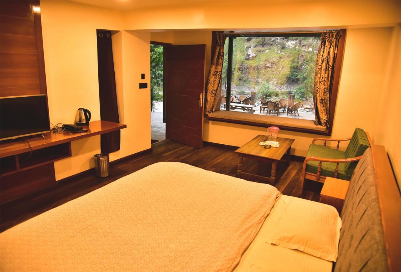 The Alpine Guest House Касоль Экстерьер фото