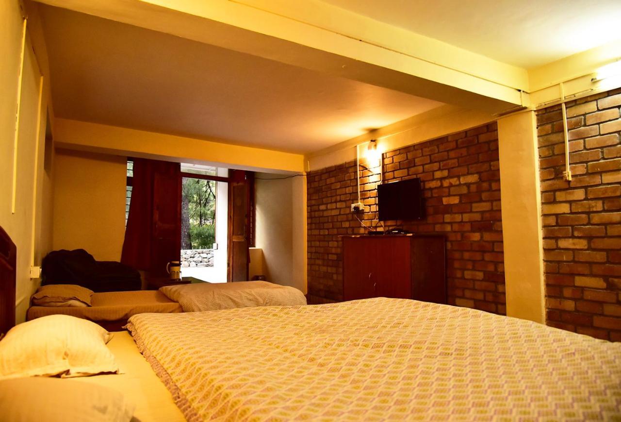 The Alpine Guest House Касоль Экстерьер фото