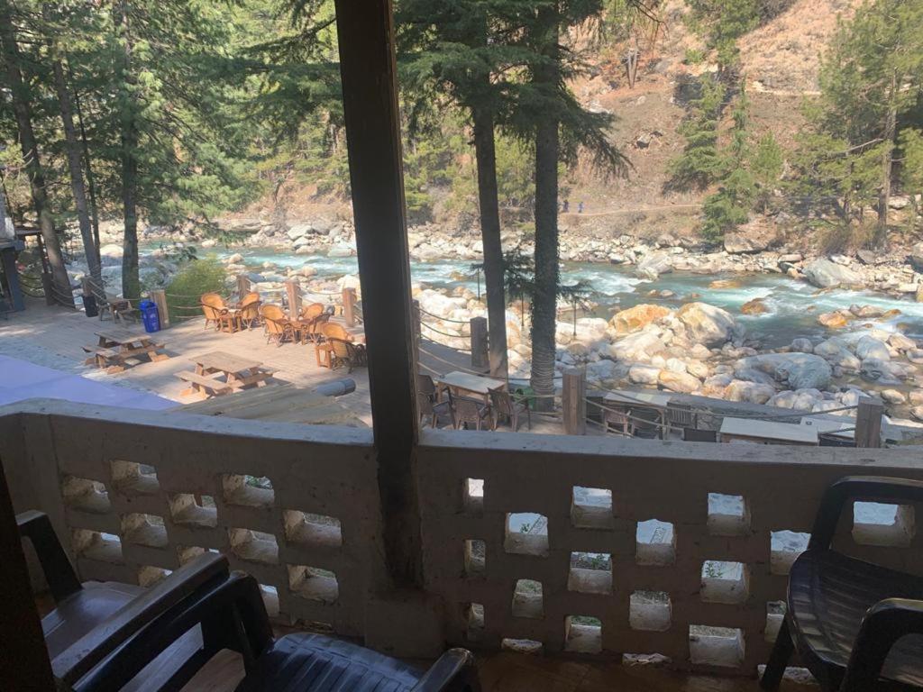 The Alpine Guest House Касоль Экстерьер фото
