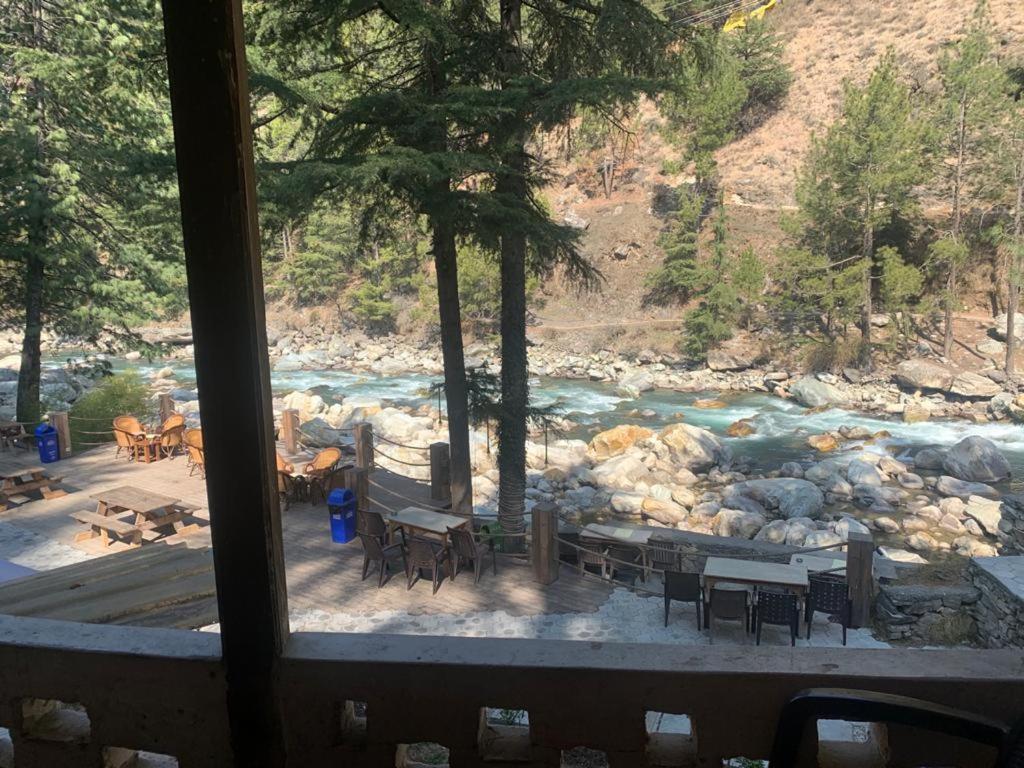 The Alpine Guest House Касоль Экстерьер фото