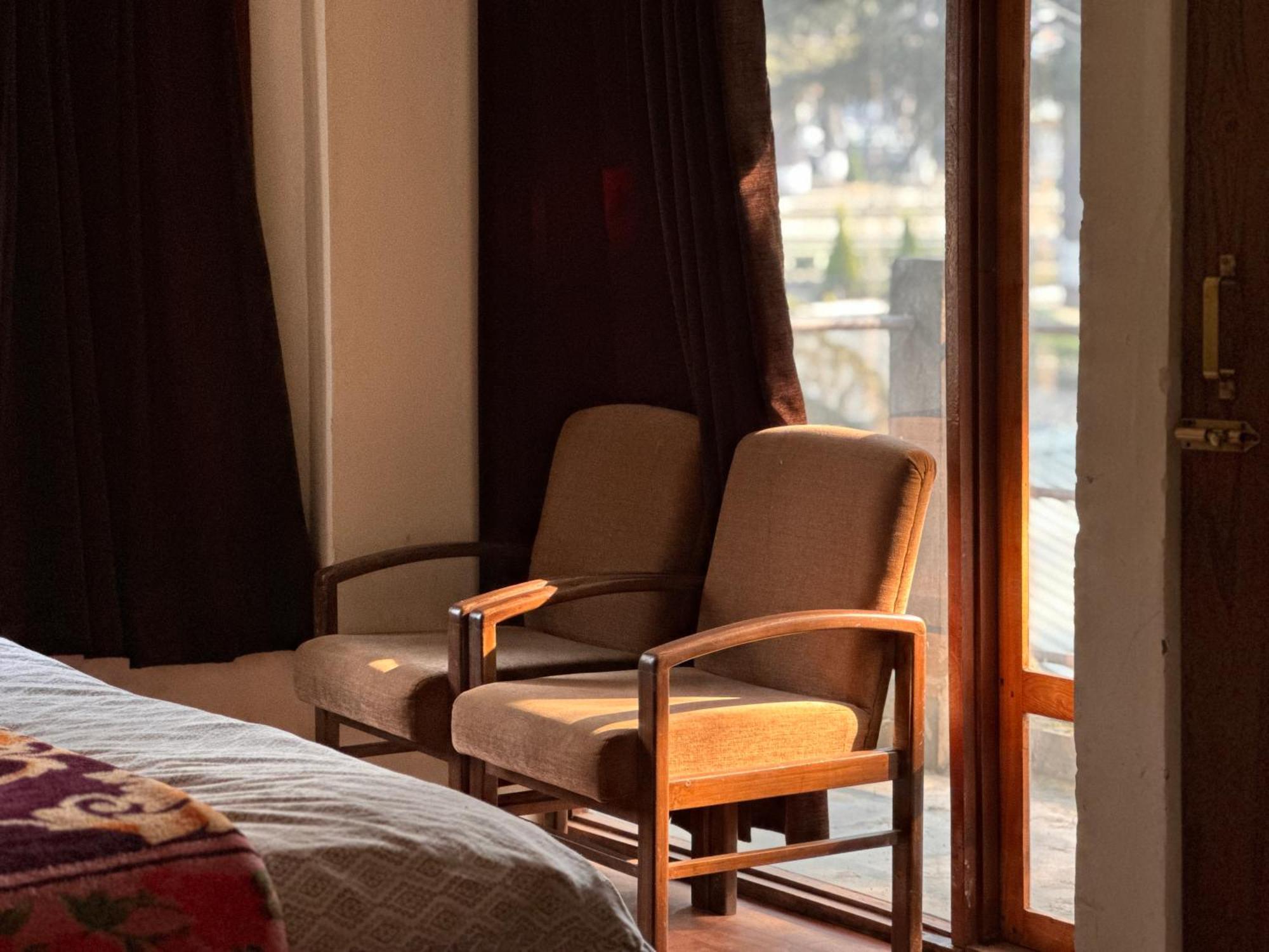 The Alpine Guest House Касоль Экстерьер фото